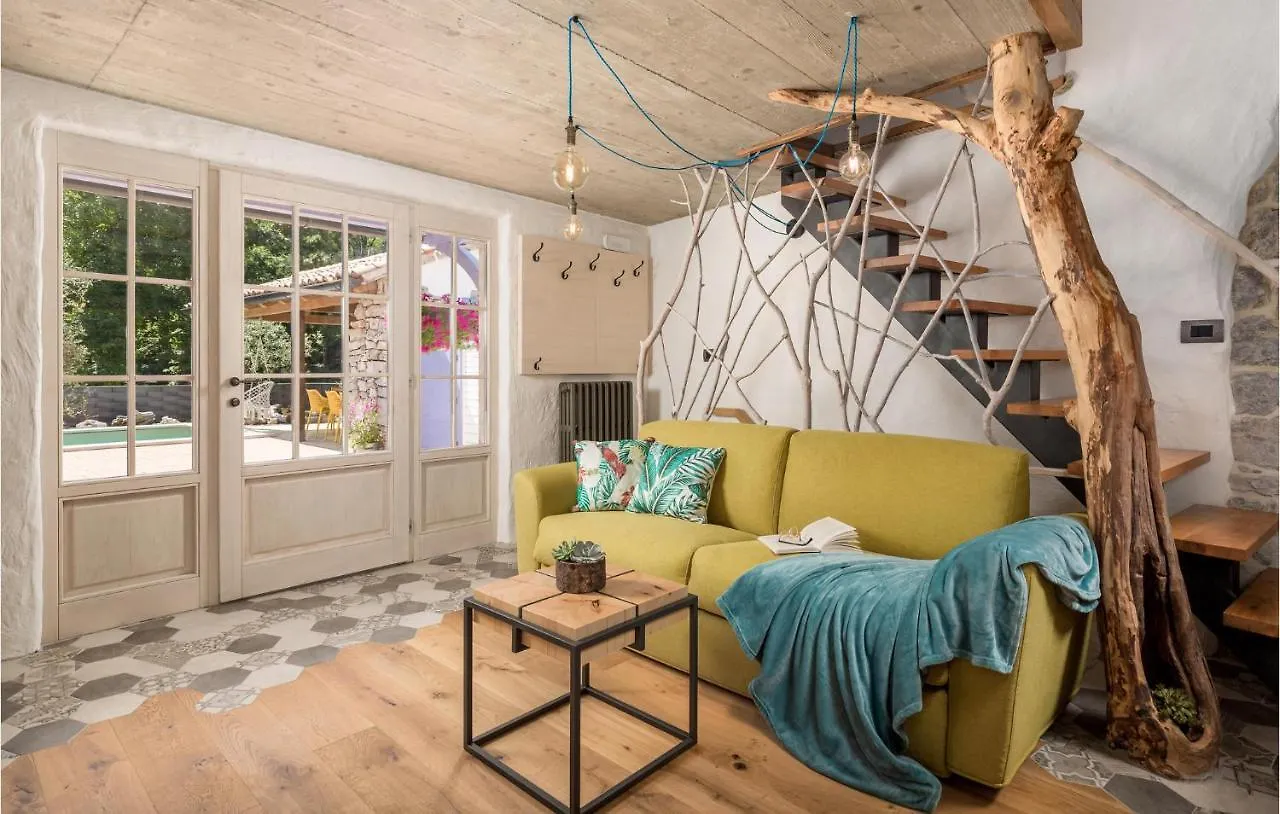 Holiday home Amazing Home In Mucici With Kitchen Croatia
