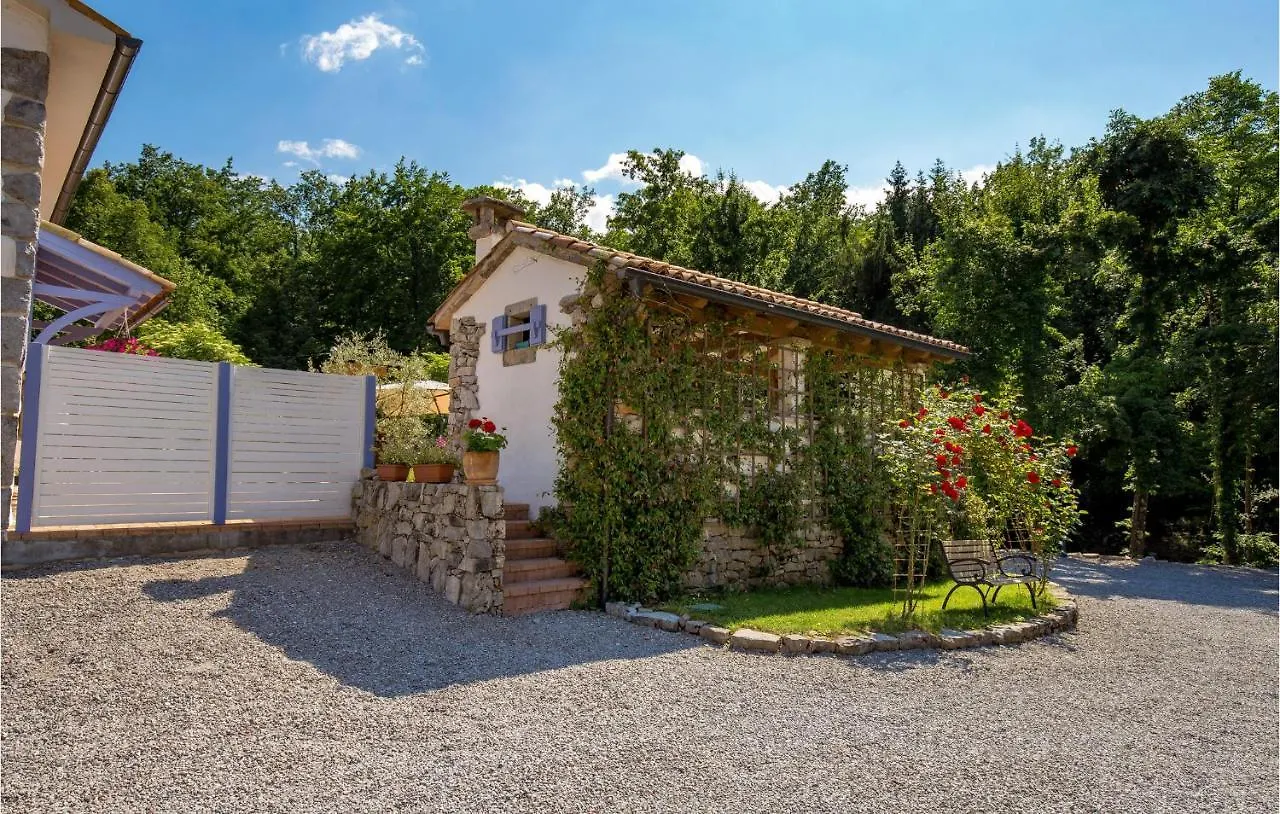 Amazing Home In Mucici With Kitchen